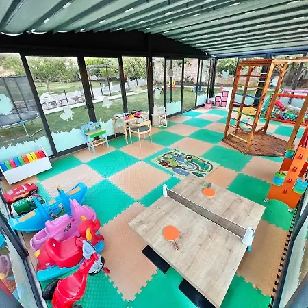 Turnabogazi Ciftlik Evleri *