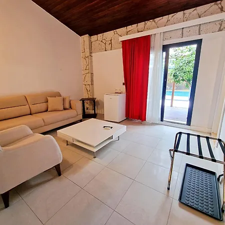 Turnabogazi Ciftlik Evleri İzmir