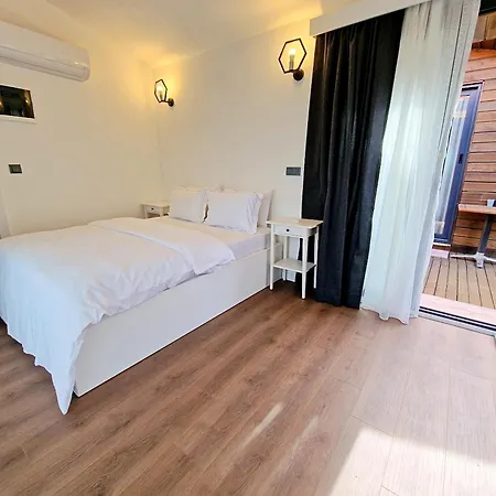 Turnabogazi Ciftlik Evleri *