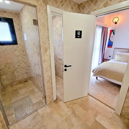 Turnabogazi Ciftlik Evleri * Esmirna